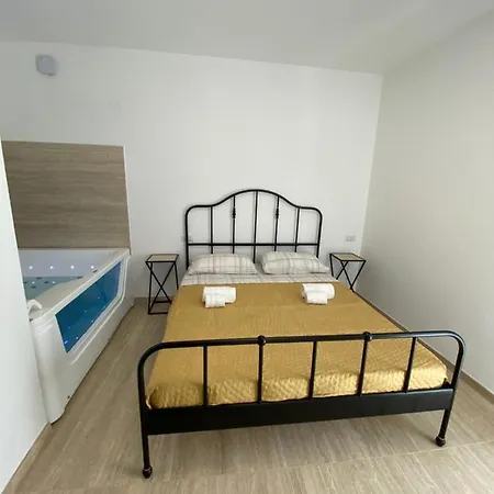 Maris Suite - Appartamento Con Vasca Idromassaggio Alghero Exterior photo